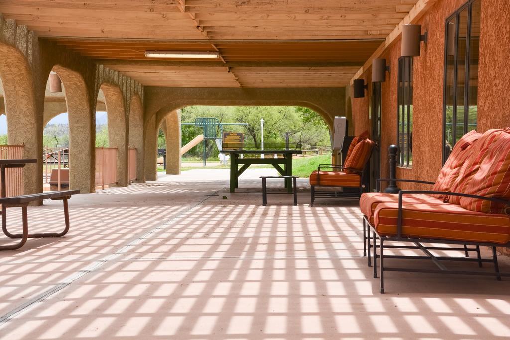 Verde Valley Deck Cottage 8 Котънууд Екстериор снимка